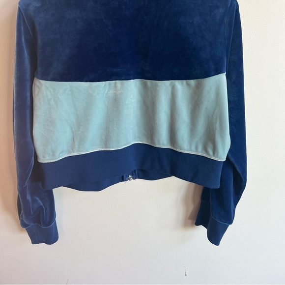 Nike Velour Zip Up Sweater - Picture 2 of 6